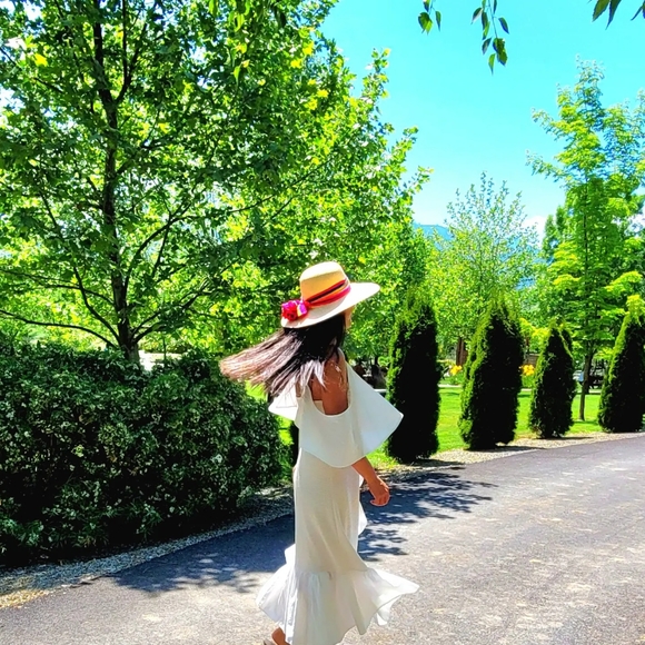 Beautiful white zara dress - Picture 4 of 6